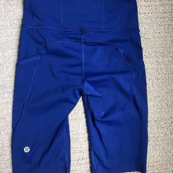 Size 2, Lululemon Fast and Free Short 10” - Picture 4 of 5